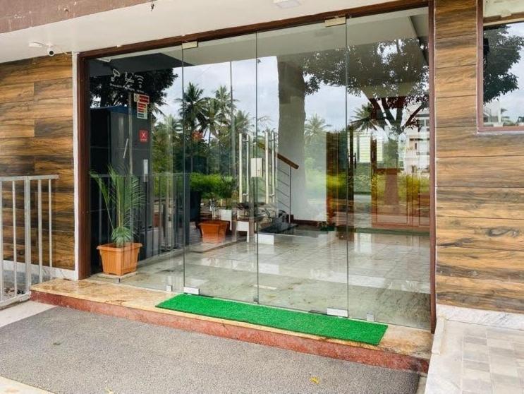 Avi Fortune Suites - Near Bangalore International Airport Экстерьер фото